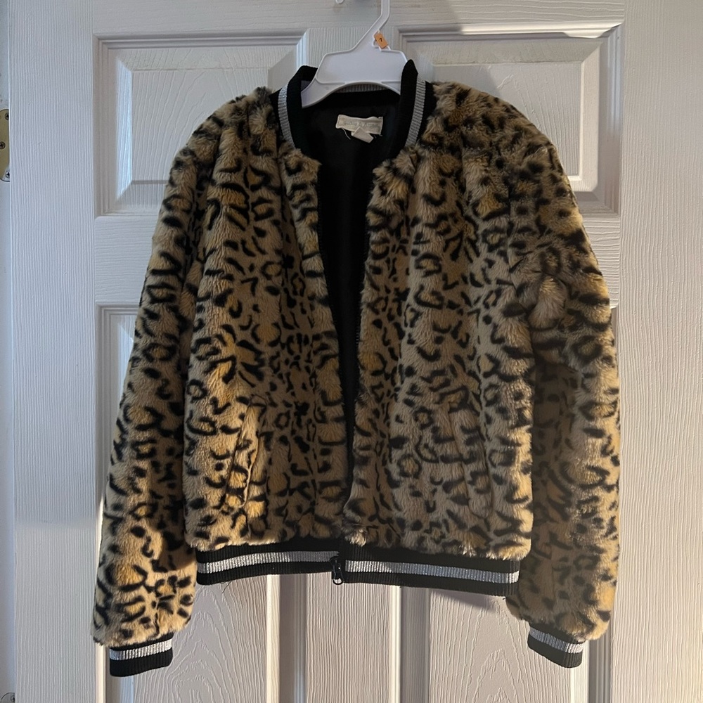 Girls Large Leopard jacket